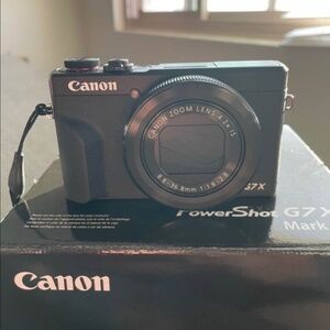 Canon powershot G7x Mark iii camera